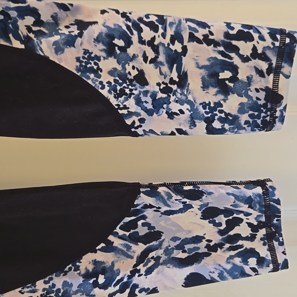 Gaiam Black Blue Print Side Panel High-Rise Yoga Leggings Womens Size XS - Picture 5 of 9